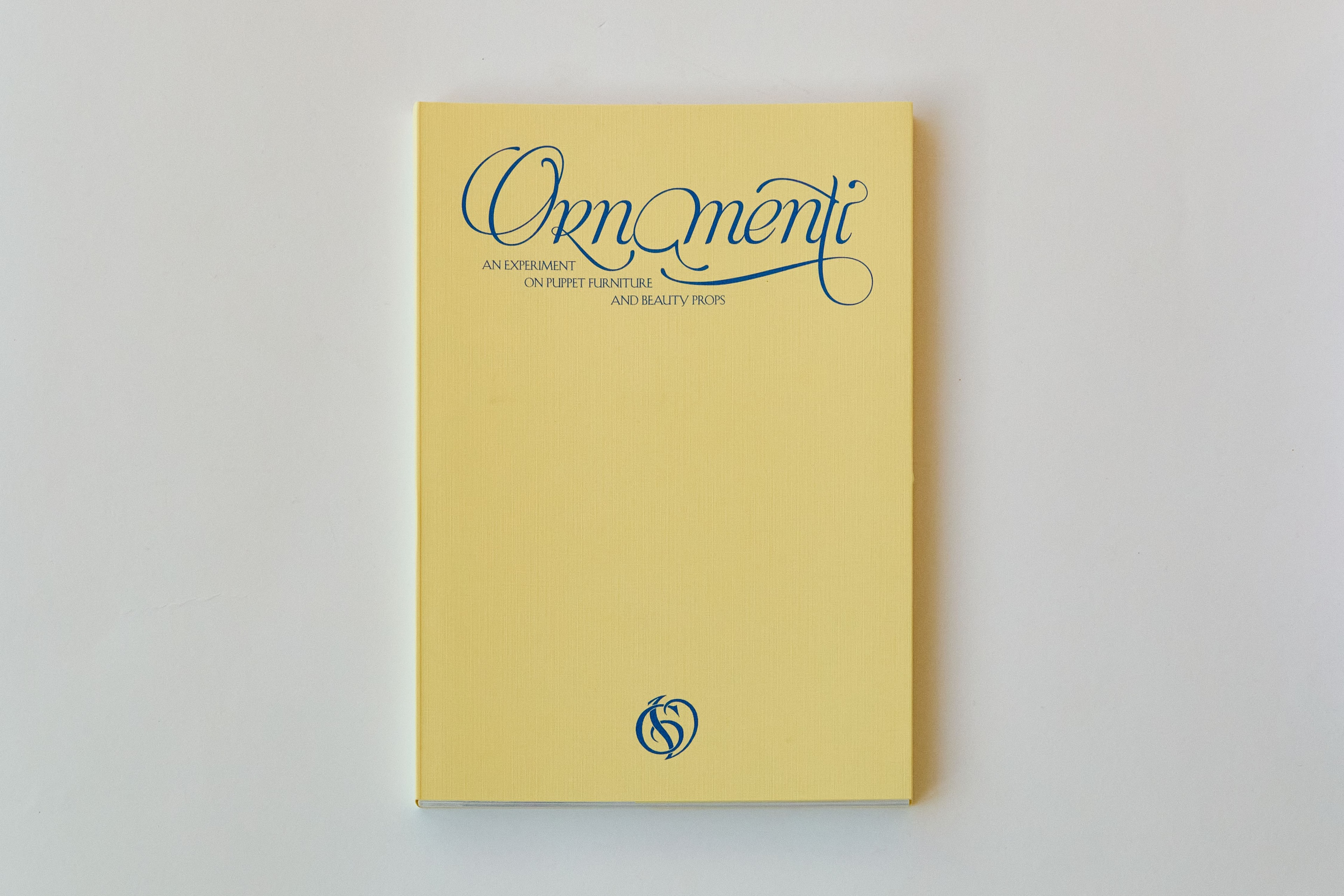 Ornamenti: An experiment on puppet furniture and beauty props